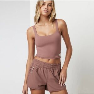 Vuori daily crop women’s breathe interlock tank